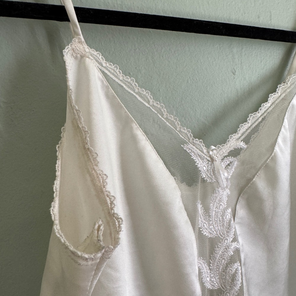 Wacoal Vintage y2k Satin Camisole Ivory Cream Lace Embroidered Mesh Top 38